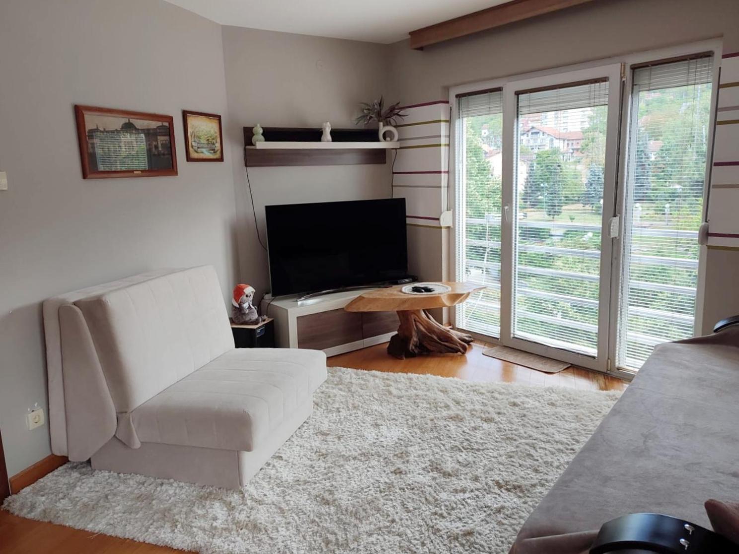 Apartman Lux Sneznik Vrnjacka Banja Ngoại thất bức ảnh