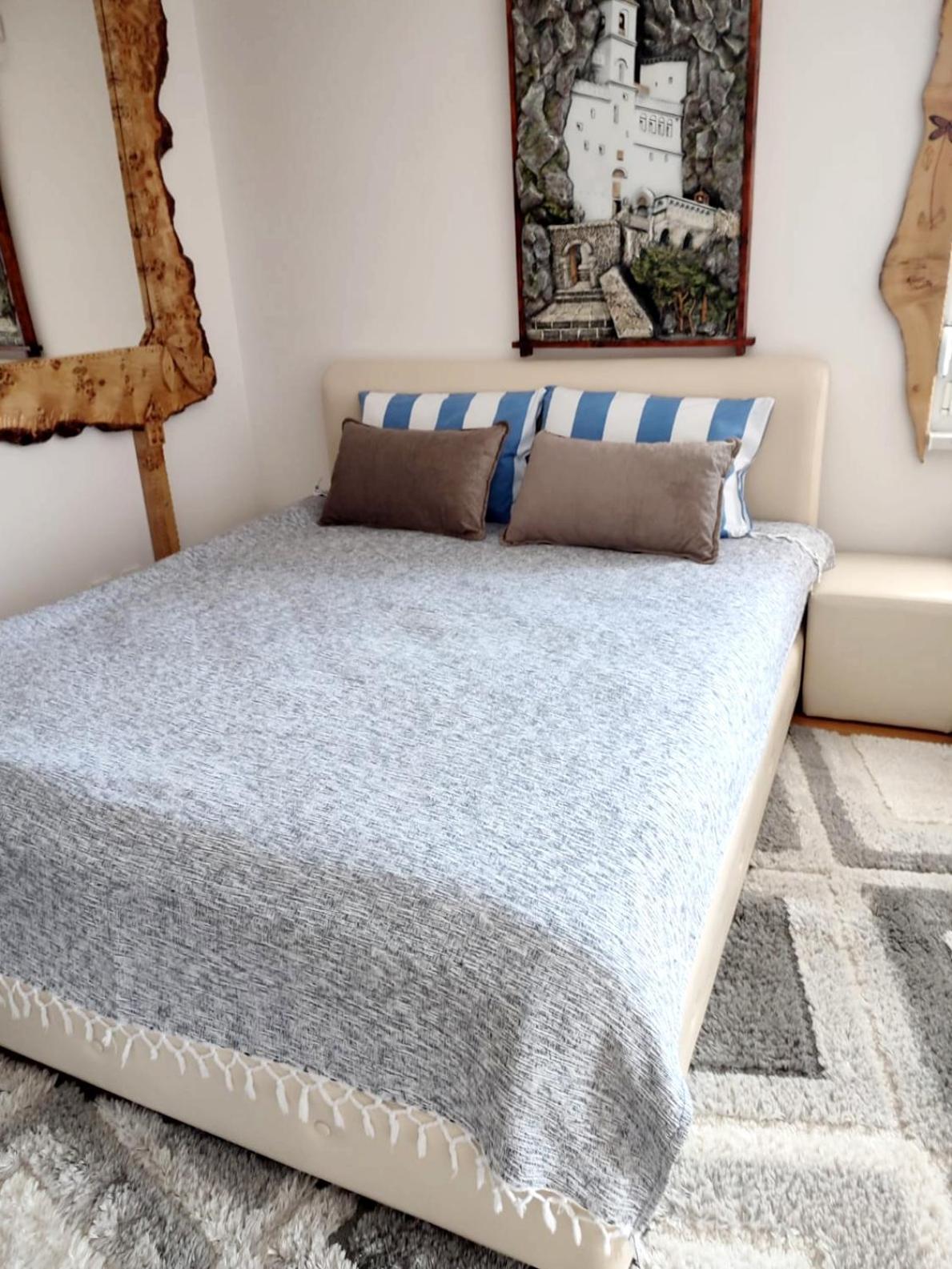 Apartman Lux Sneznik Vrnjacka Banja Ngoại thất bức ảnh