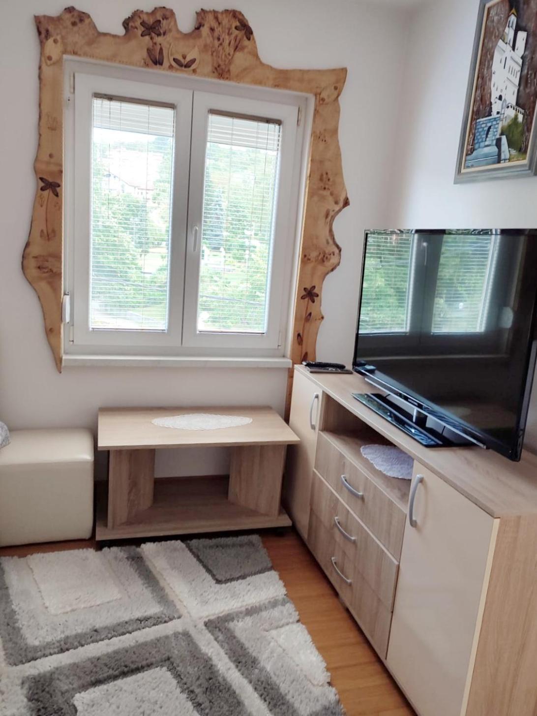 Apartman Lux Sneznik Vrnjacka Banja Ngoại thất bức ảnh